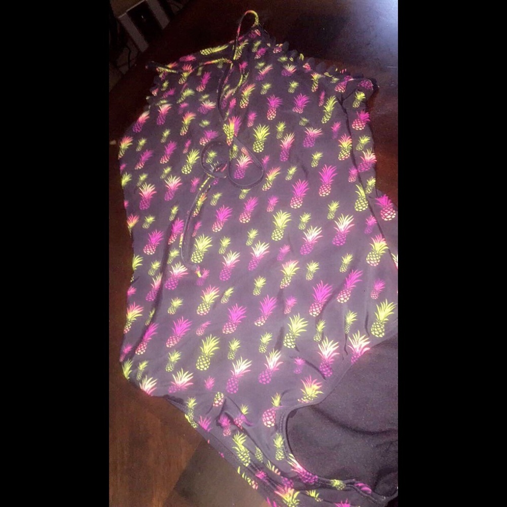 Pineapple one piece🍍😍😍